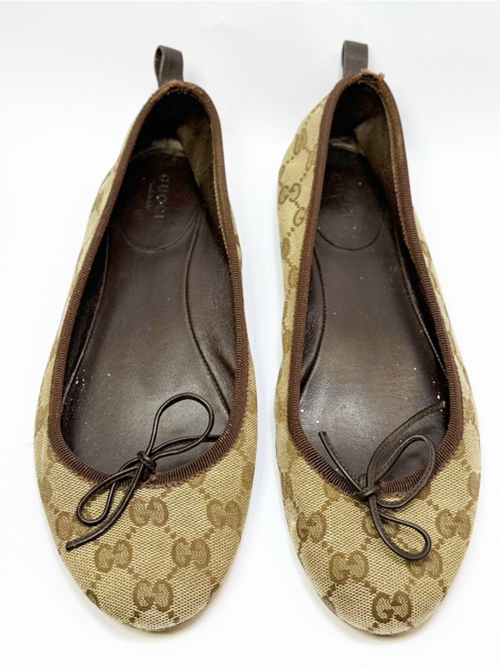 Gucci Beige Monogram Canvas Ballet Flats with Brown Trim size 37.5